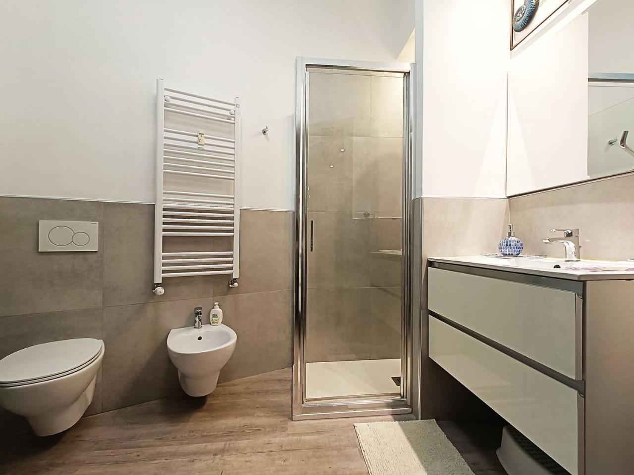 Genova Center Apartment - San Martino Exteriör bild