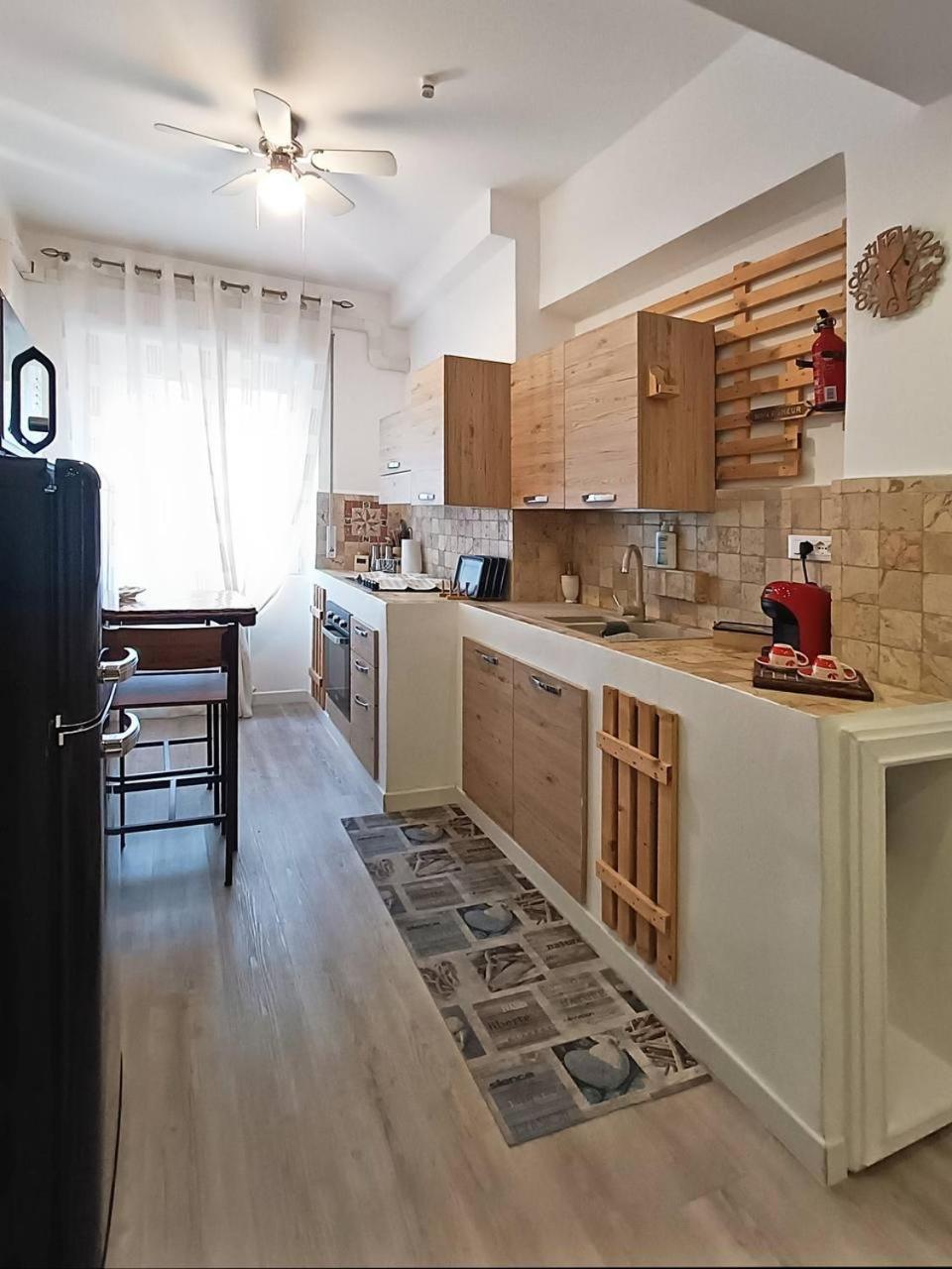 Genova Center Apartment - San Martino Exteriör bild